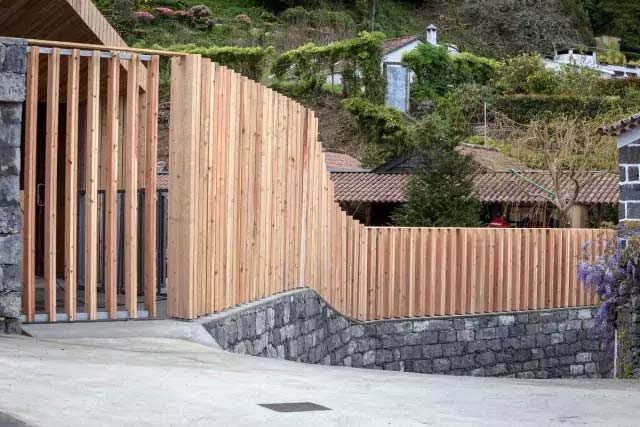 新設計的建筑外部