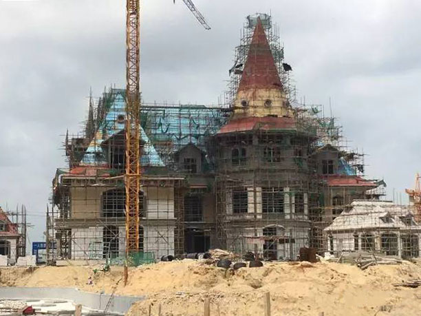 ?；◢u五國(guó)溫泉城意式海洋溫泉