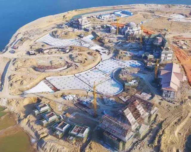 ?；◢u五國(guó)溫泉城海心島溫泉建設(shè)